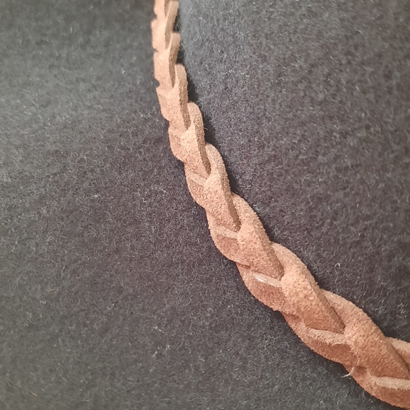 Scala Collezione Handcrafted Black Wool Hat Leather Braiding Detail - Picture 4 of 10